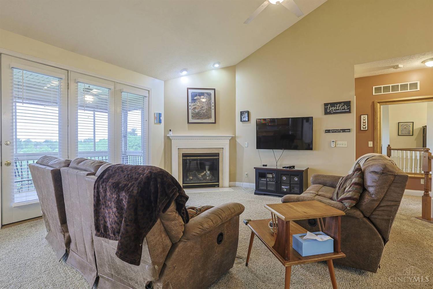 6184 Mullen Road Cincinnati, OH 45247 - Photo 9 of 49 Gallery Image 9