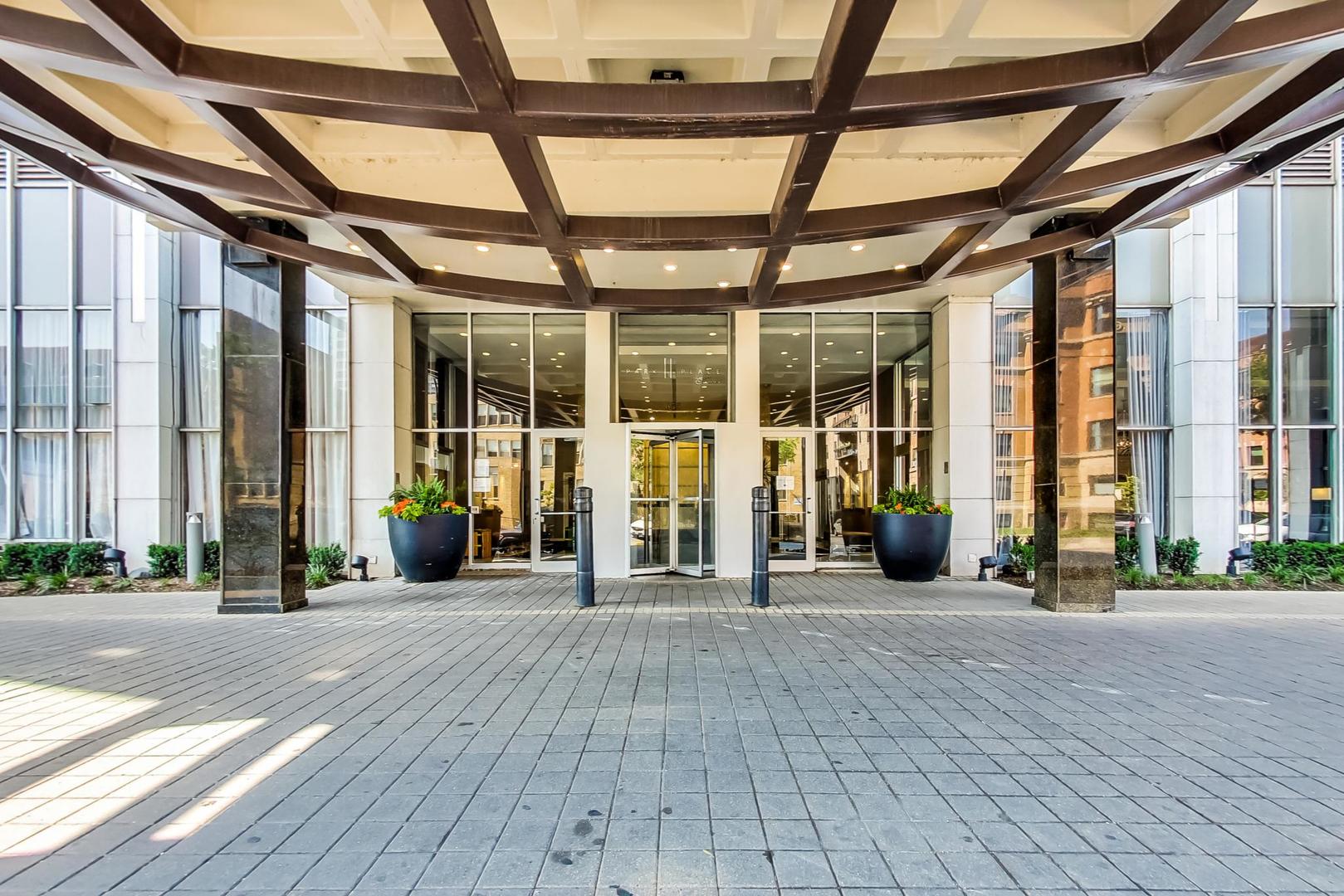 655 West Irving Park Rd Unit 4902  