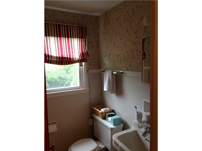 6333 Douglas Road Indianapolis, IN 46220 - Photo 9 of 17 Gallery Image 9