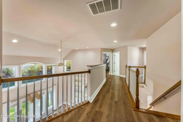 a view of workspace with washer and dryer