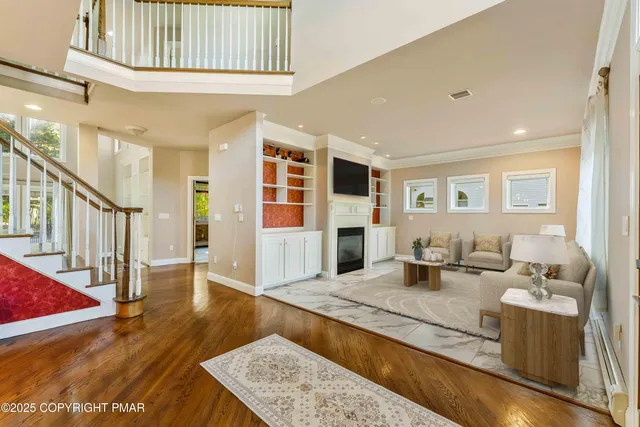 $989,000 | 6126 Palomino Drive, Allentown, PA 18106