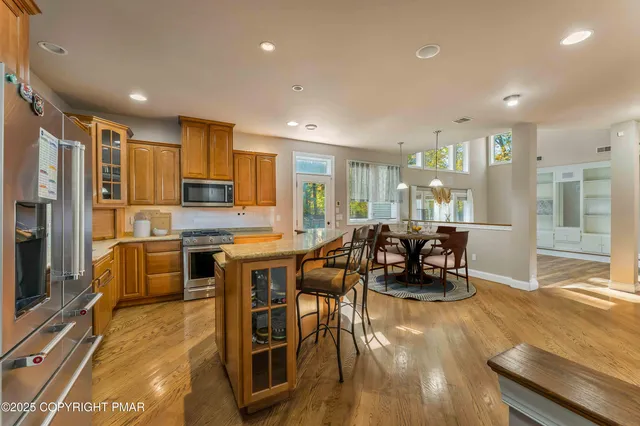 $989,000 | 6126 Palomino Drive, Allentown, PA 18106