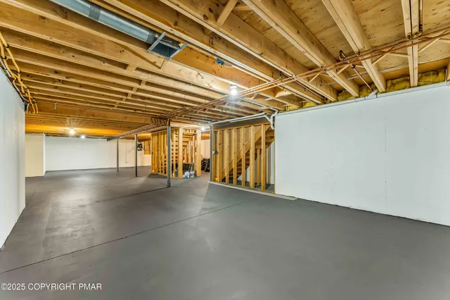 $989,000 | 6126 Palomino Drive, Allentown, PA 18106