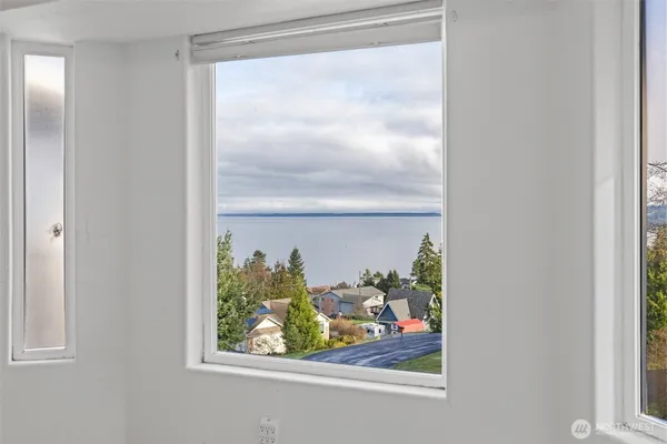 $545,000 | 233 Lupine Drive, Sequim, WA 98382