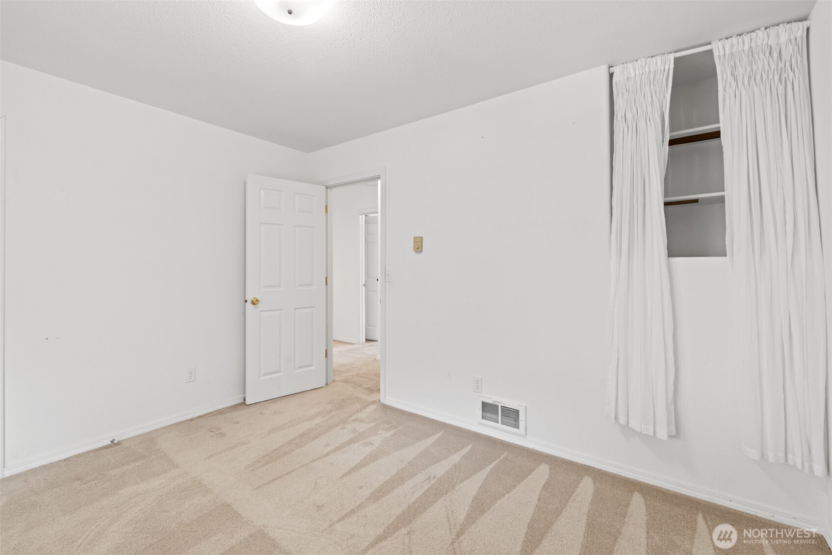 233 Lupine Drive Sequim, WA 98382 - Photo 25 of 40 a view of an empty room