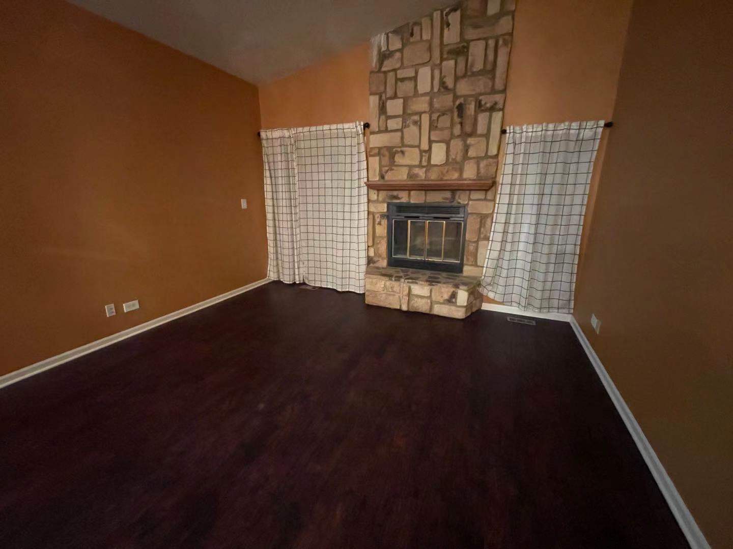 1751 Ranchview Drive Naperville, IL 60565 - Photo 6 of 12