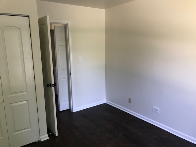 1751 Ranchview Drive Naperville, IL 60565 - Photo 8 of 12