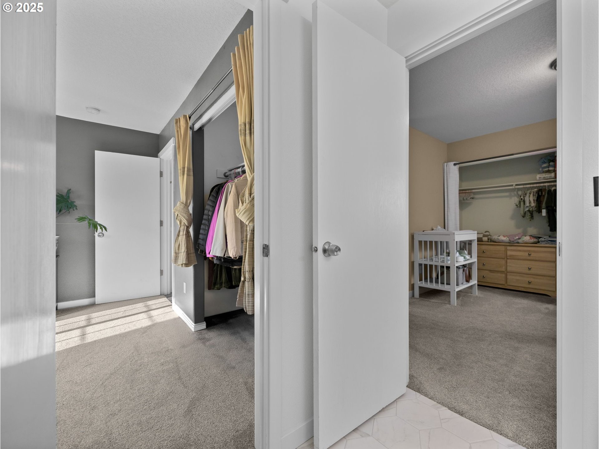 18254 Myra Court Sandy, OR 97055 - Photo 26 of 42 a view of walk in closet with furniture
