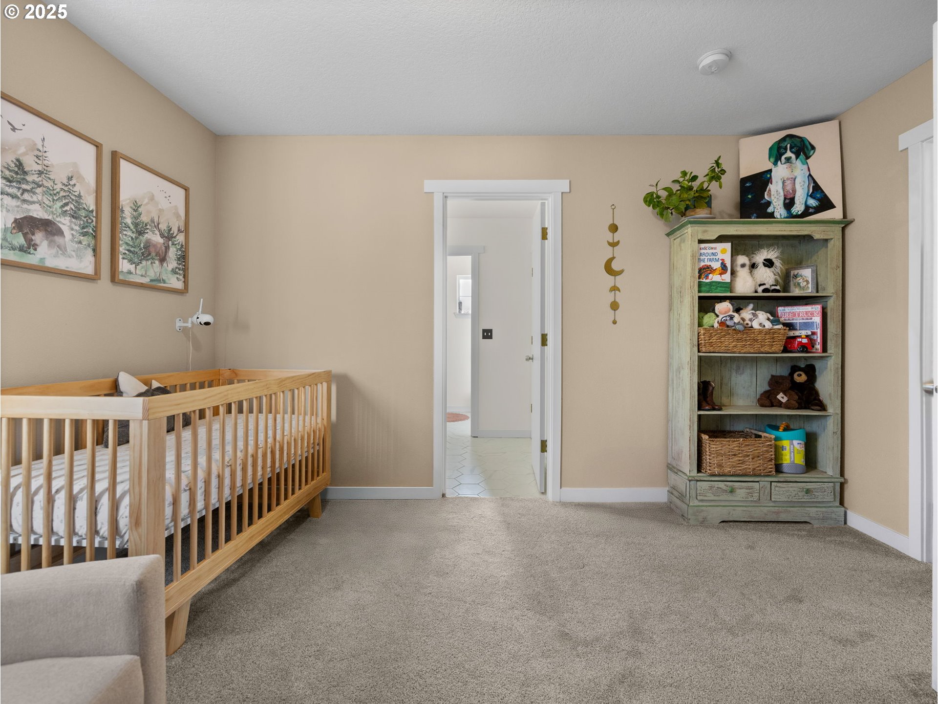18254 Myra Court Sandy, OR 97055 - Photo 32 of 42 a view of livingroom with furniture and toys