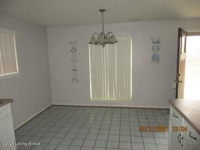 221 Plum Ridge Road Taylorsville, KY 40071 - Photo 20 of 44 IMG_3175 (Small)