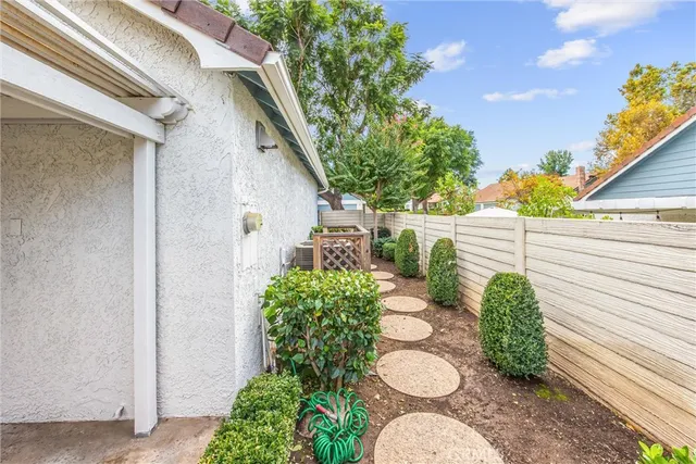 $540,000 | 1562 East Citrus Avenue, Redlands, CA 92374