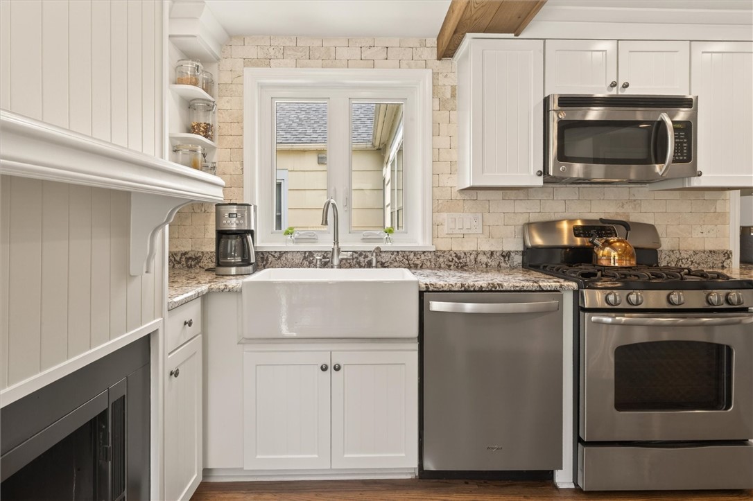 161 Tobey Road Pittsford, NY 14534 - Photo 14 of 50