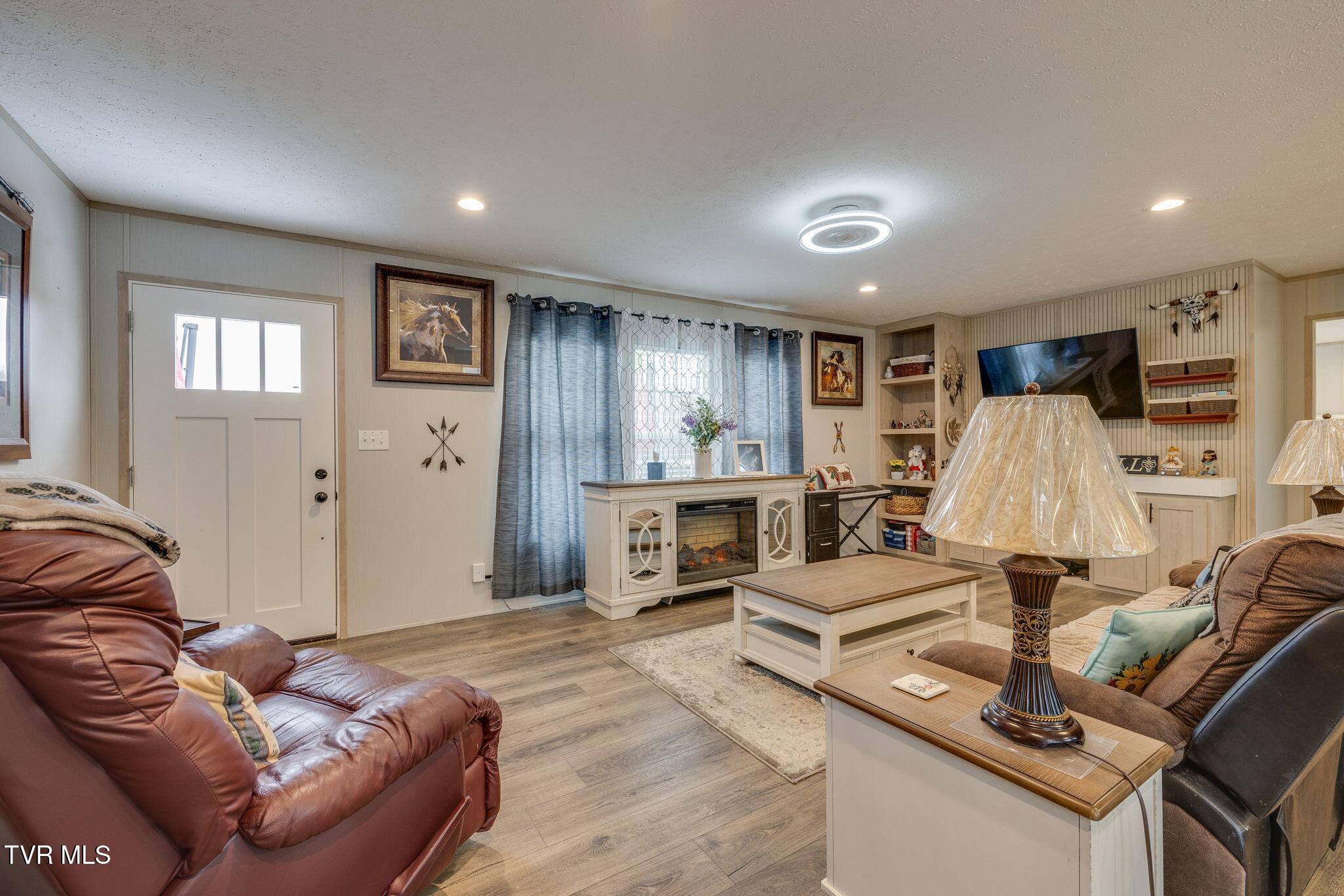 2475 South Wesley Chapel Road Greeneville, TN 37745 - Photo 8 of 39 007