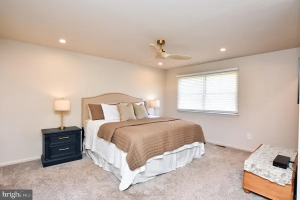 $685,000 | 29 Little John Drive, Medford, NJ 08055