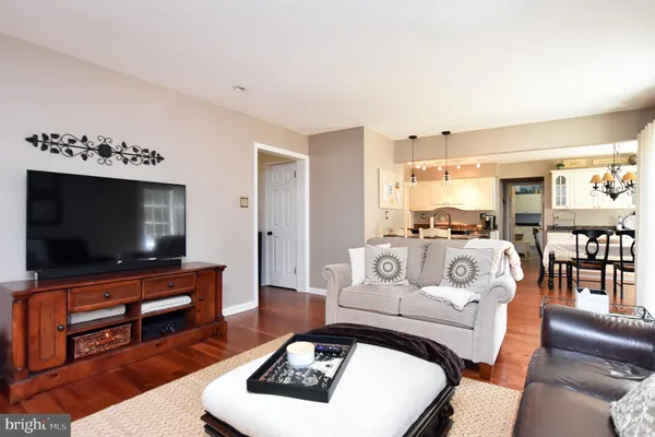 $685,000 | 29 Little John Drive, Medford, NJ 08055