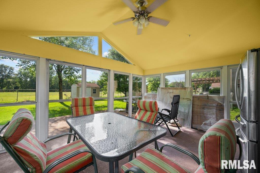 308 8th Avenue Hampton, IL 61256 - Photo 10 of 44