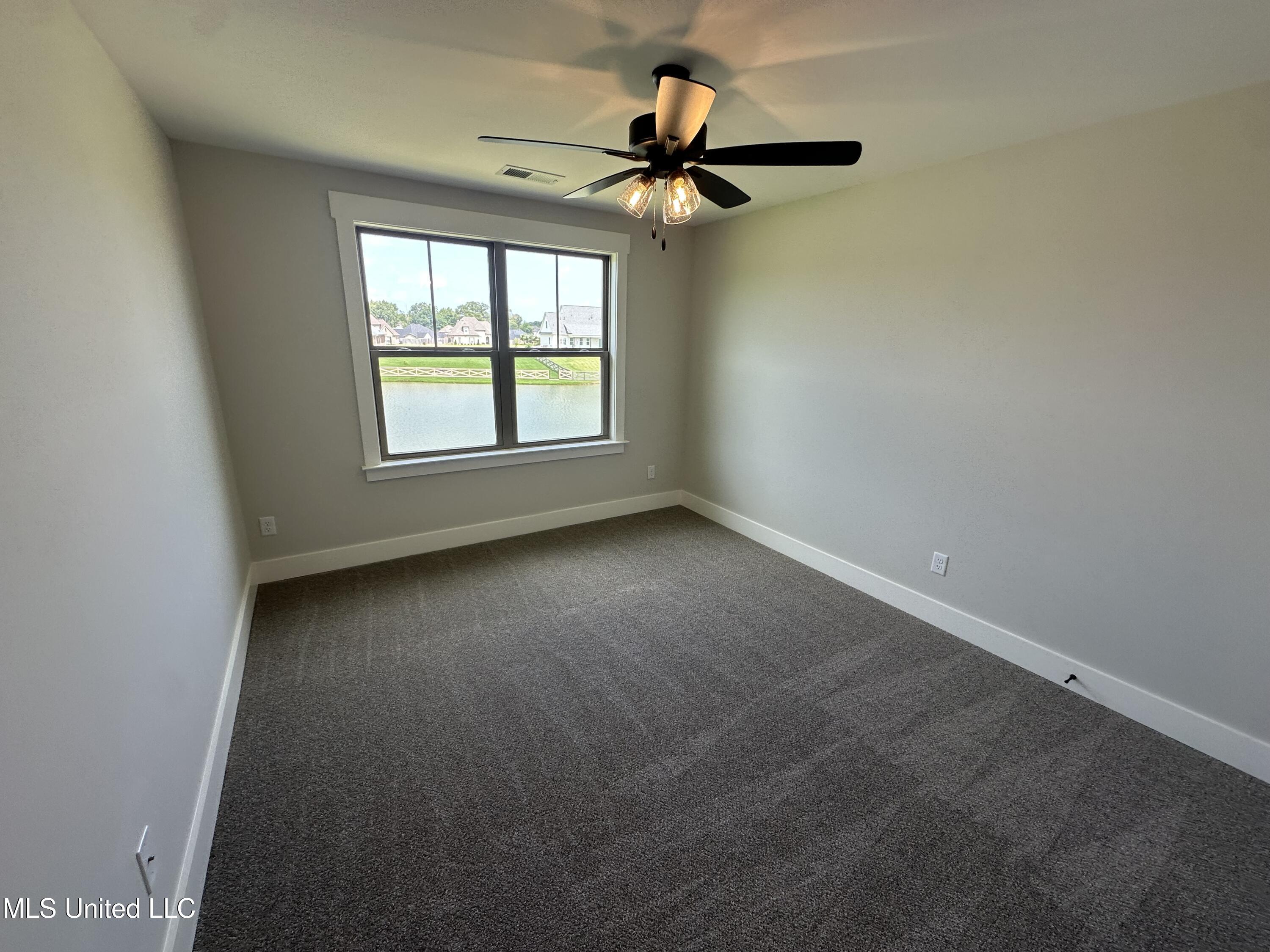 3747 Roland Drive Southaven, MS 38672 - Photo 9 of 27 IMG_3033