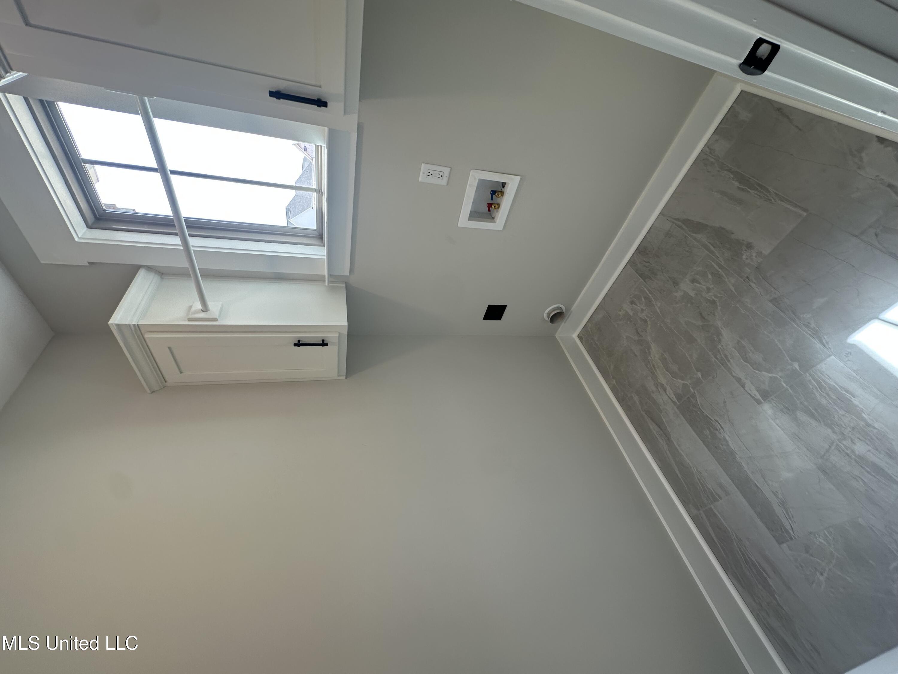 3747 Roland Drive Southaven, MS 38672 - Photo 20 of 27 IMG_3022
