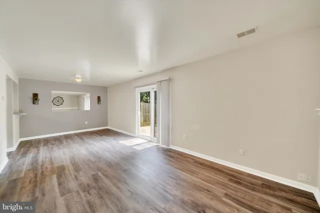 $2,600 | 281 Ternwing Drive, Arnold, MD 21012