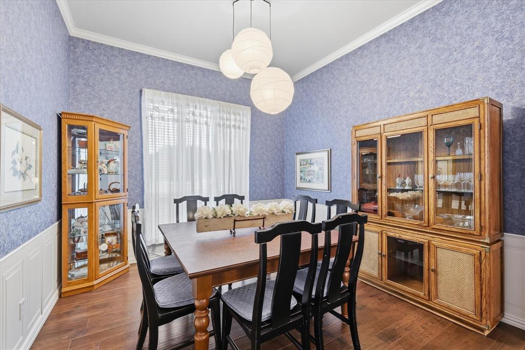8409 Sequoia Way Fort Worth, TX 76137 - Photo 19 of 40 a dining room with furniture and window