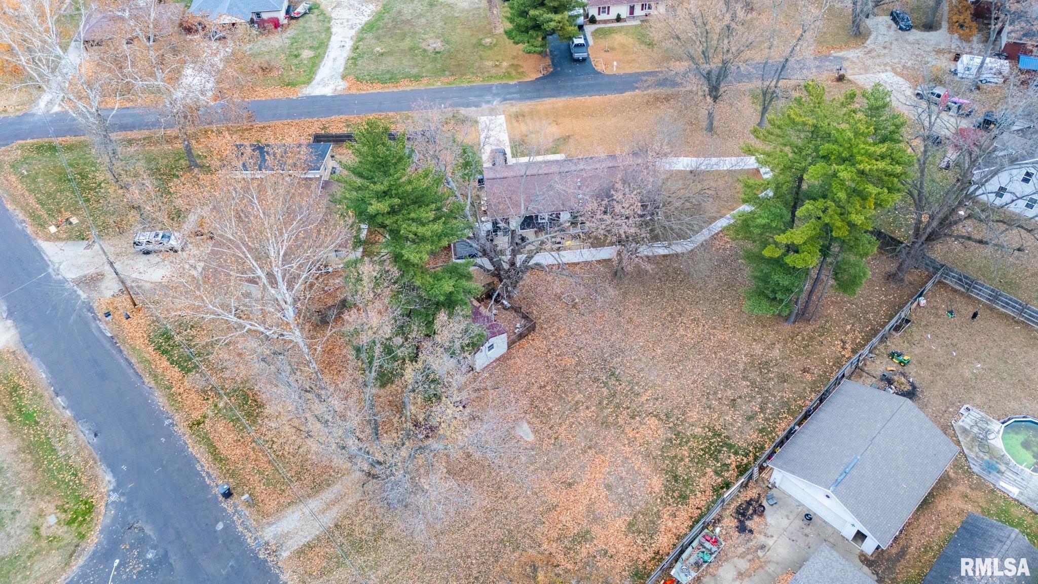 Gunion Avenue Pekin, IL 61554 - Photo 4 of 10