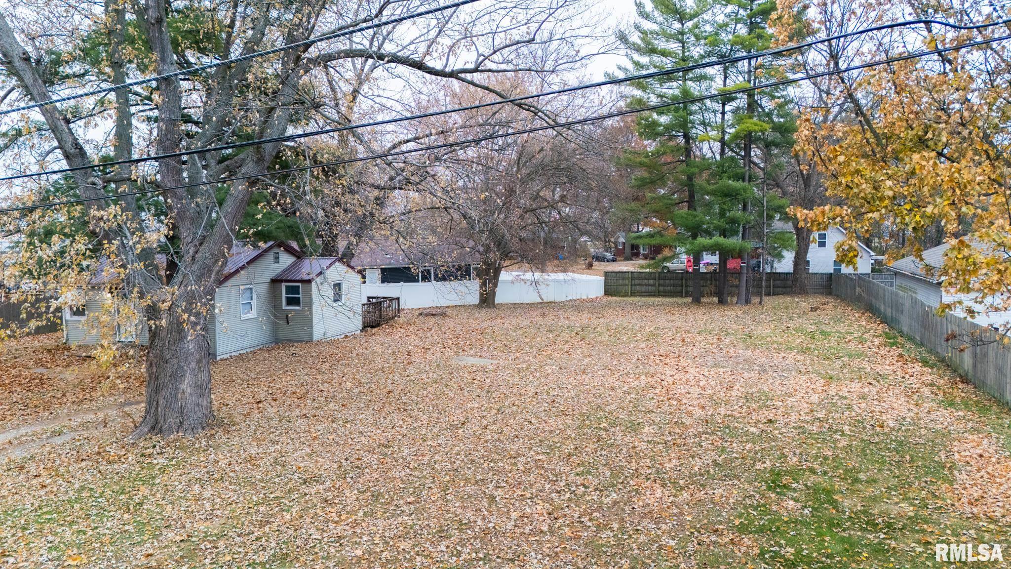 Gunion Avenue Pekin, IL 61554 - Photo 5 of 10