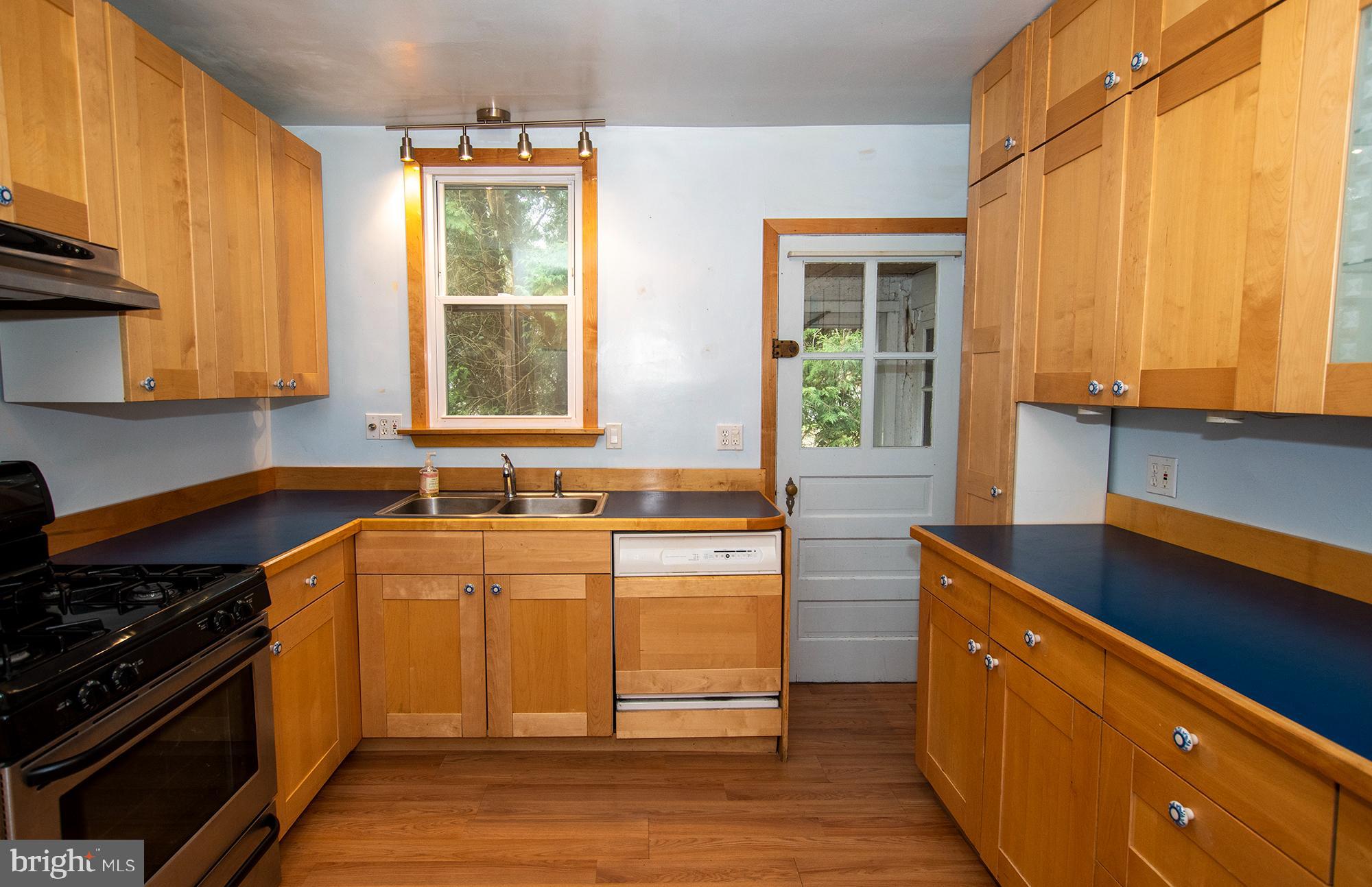 631 Parrish Road Swarthmore, PA 19081 - Photo 14 of 44 Kitchen