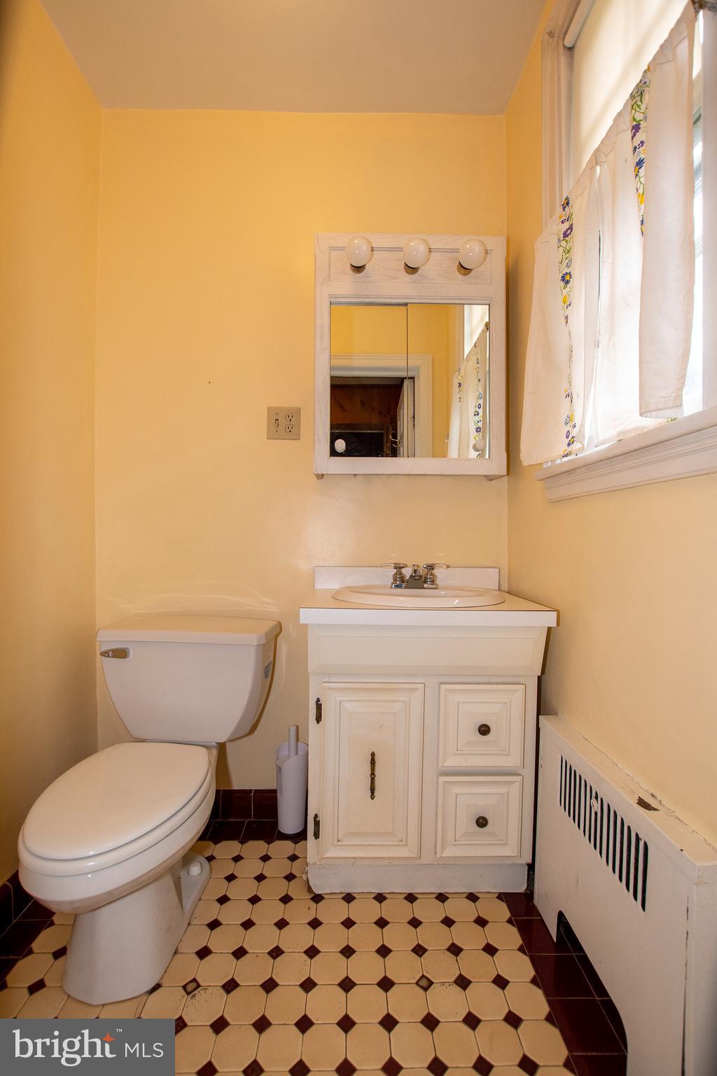 631 Parrish Road Swarthmore, PA 19081 - Photo 23 of 44 Half bath