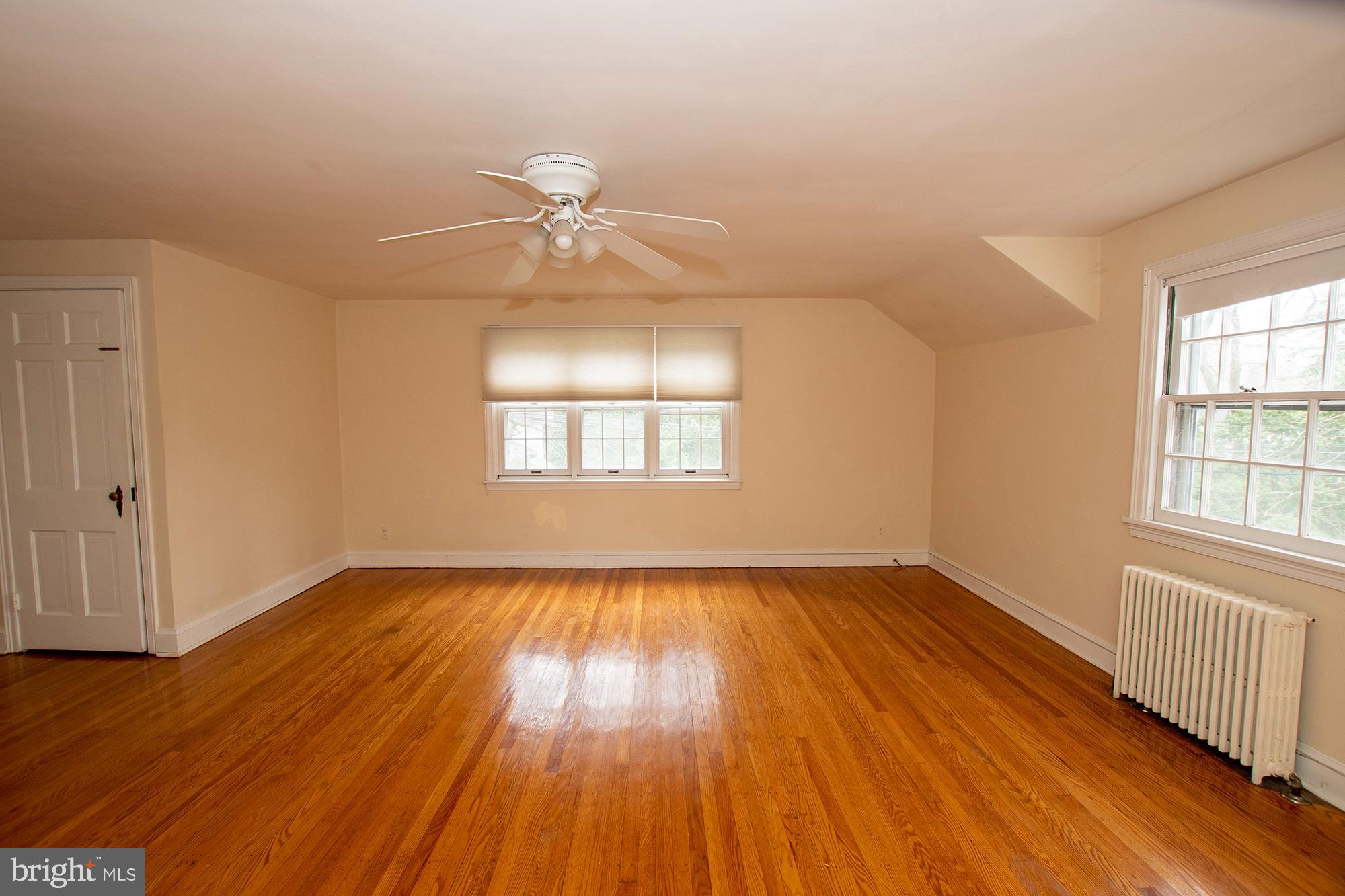 631 Parrish Road Swarthmore, PA 19081 - Photo 25 of 44 Master bedroom