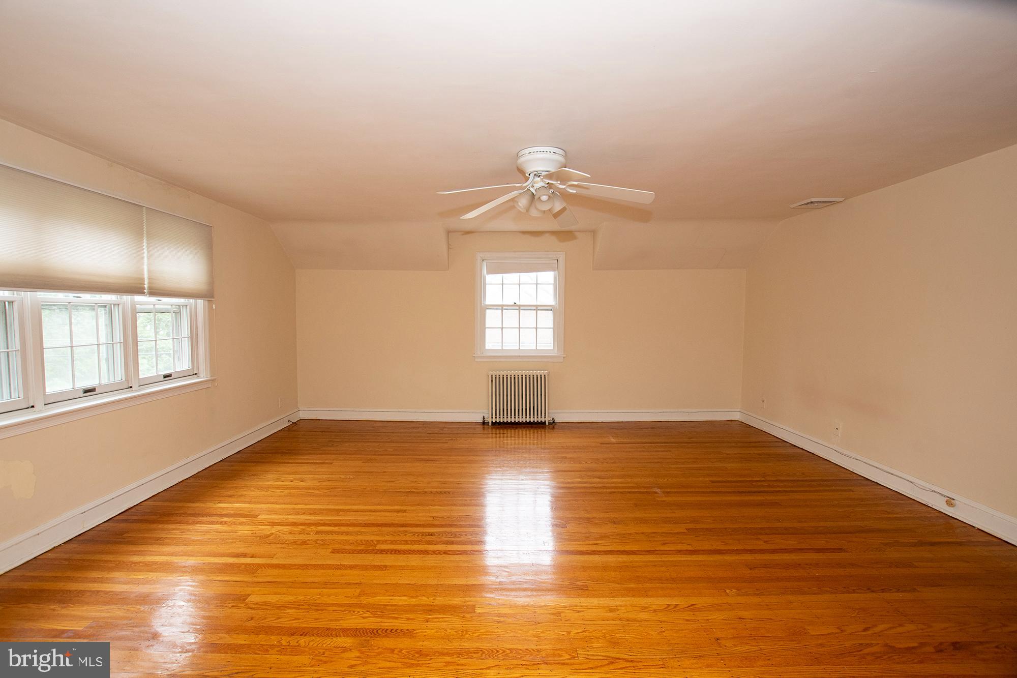 631 Parrish Road Swarthmore, PA 19081 - Photo 26 of 44 Master bedroom