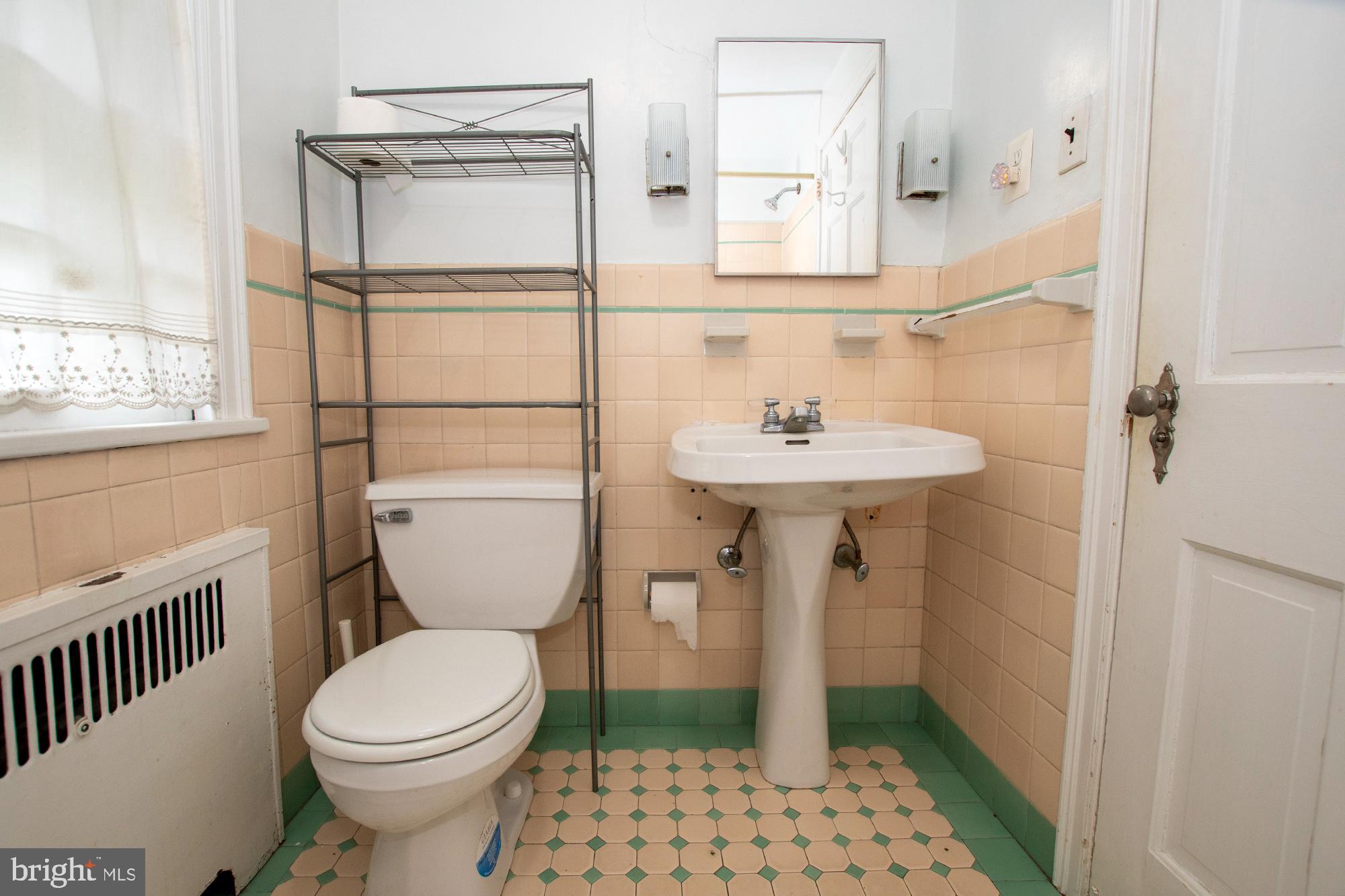 631 Parrish Road Swarthmore, PA 19081 - Photo 37 of 44 Hall bath