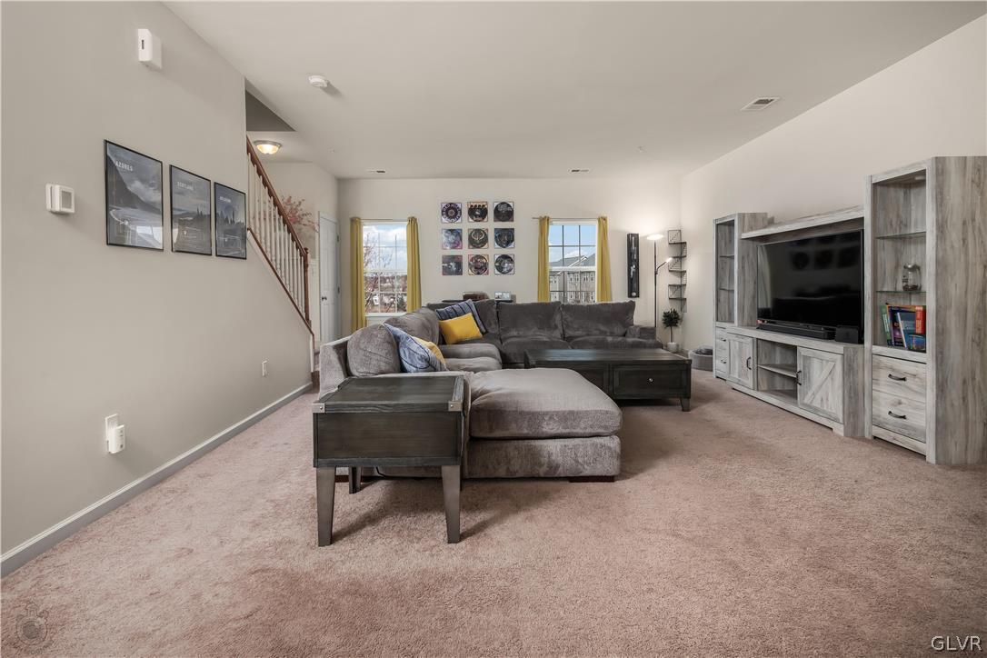 2292 Rising Hill Road Whitehall, PA 18052 - Photo 11 of 22 Gallery Image 11