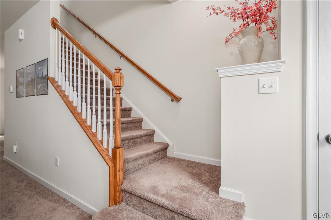 2292 Rising Hill Road Whitehall, PA 18052 - Photo 12 of 22 Gallery Image 12