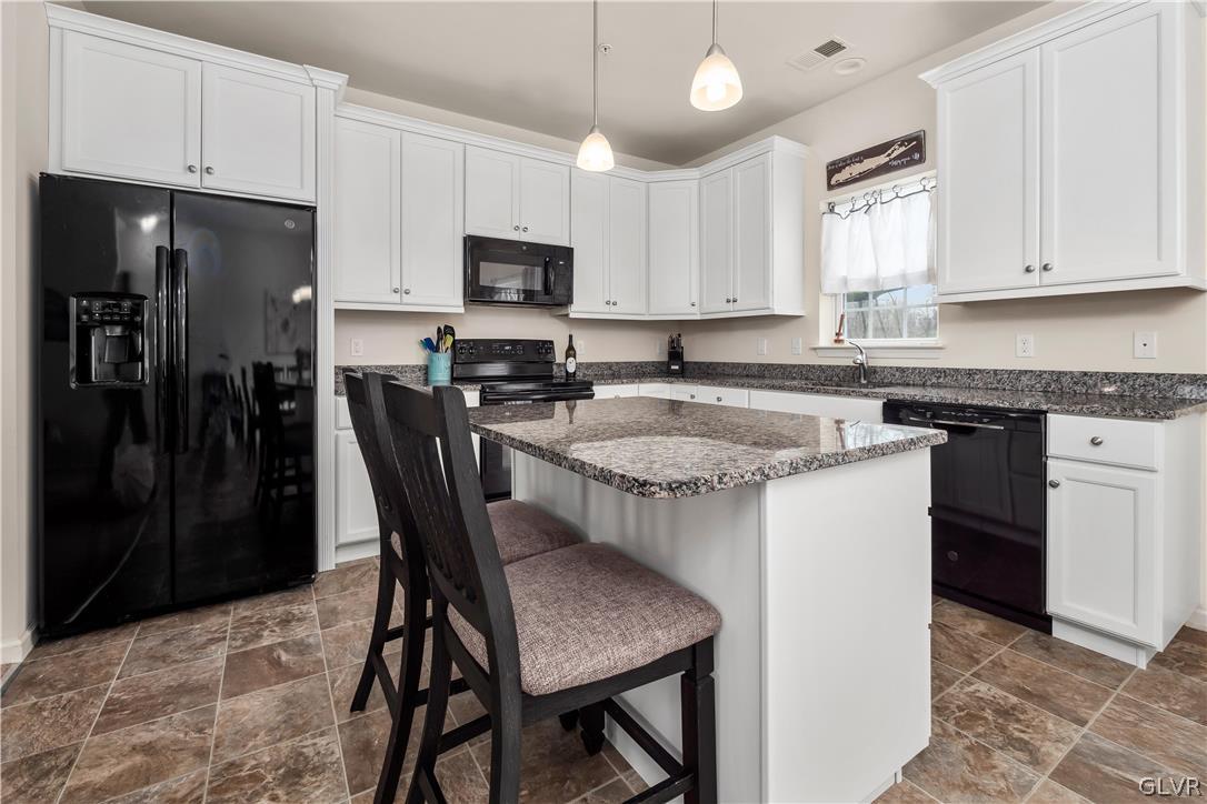 2292 Rising Hill Road Whitehall, PA 18052 - Photo 7 of 22 Gallery Image 7