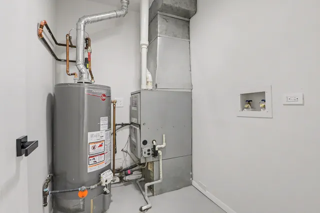 $299,900 | 107 Kristine Street, Oswego, IL 60543