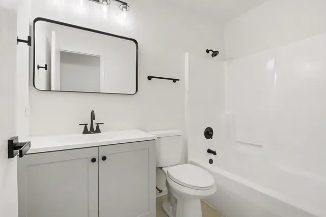 $299,900 | 107 Kristine Street, Oswego, IL 60543