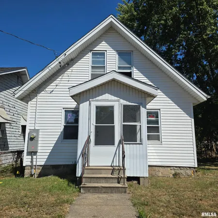 $54,990 | 2329 West Marquette Street, Peoria, IL 61605