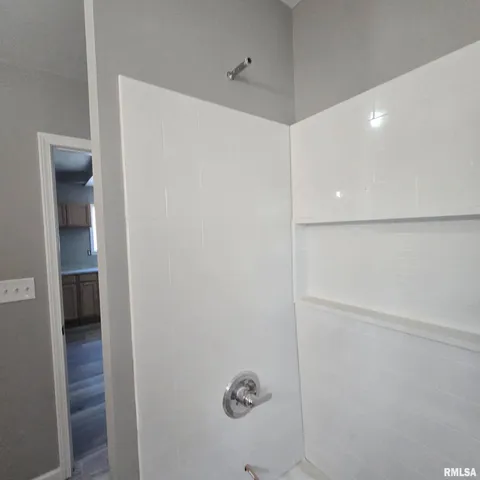 $59,990 | 2329 West Marquette Street, Peoria, IL 61605