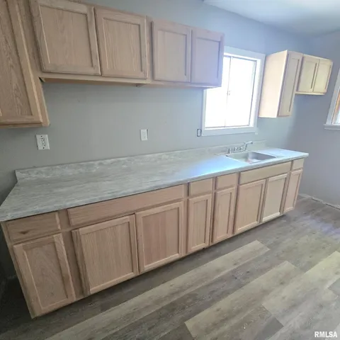 $59,990 | 2329 West Marquette Street, Peoria, IL 61605