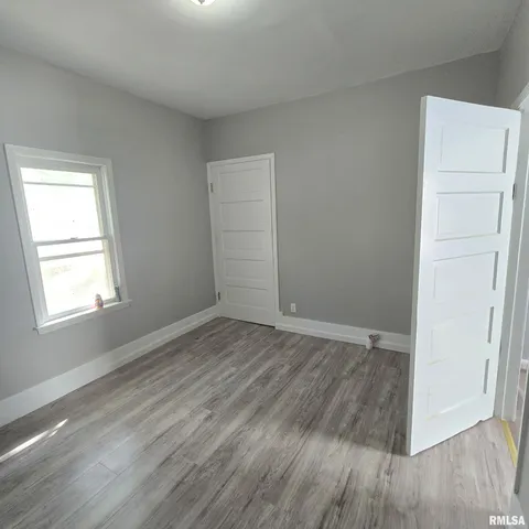 $59,990 | 2329 West Marquette Street, Peoria, IL 61605