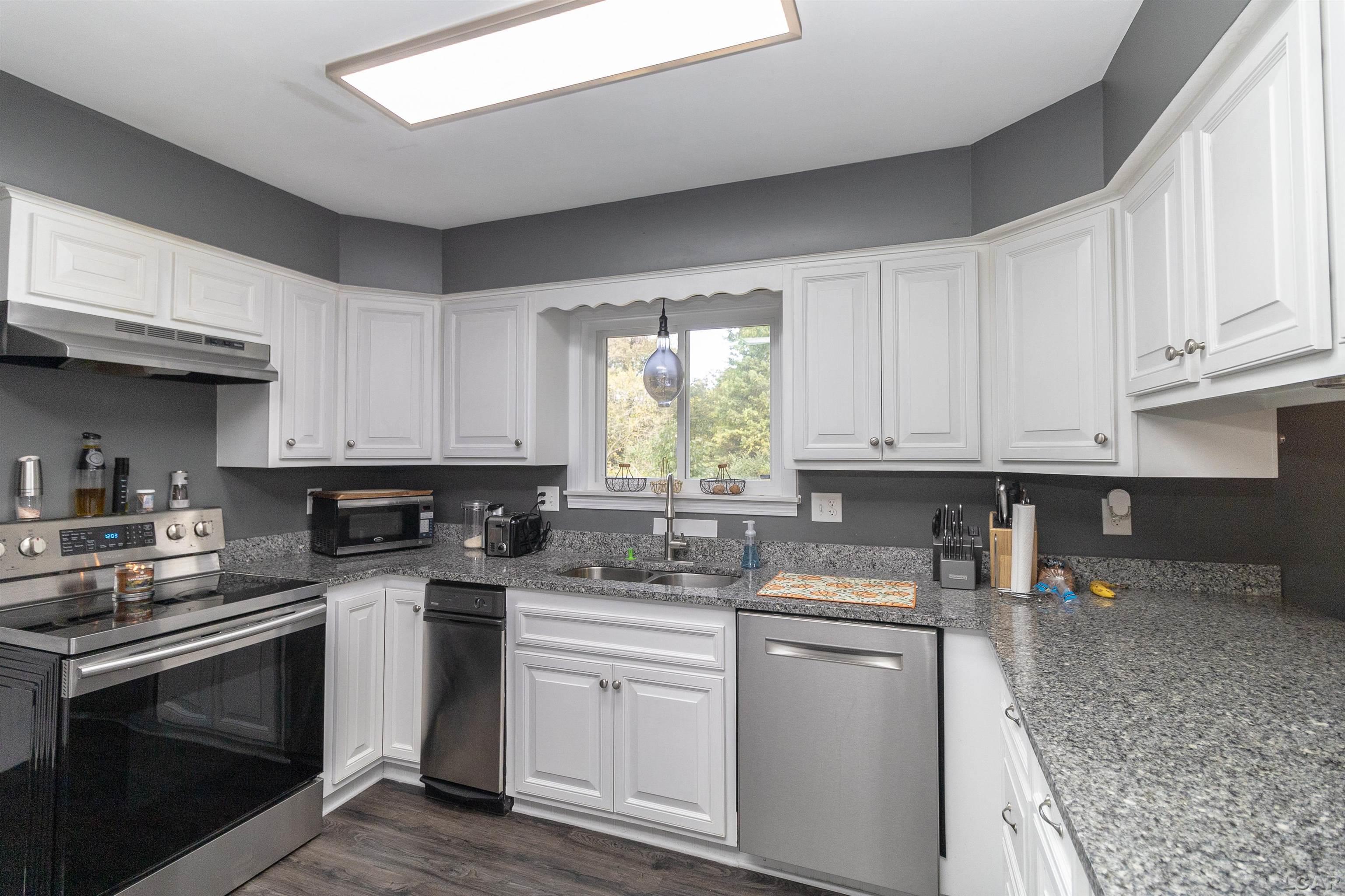 4118 South Custer Road Monroe, MI 48161 - Photo 24 of 59