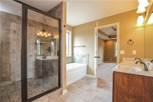 8 Chapel Ridge Road Clarksville, TN 37040 - Photo 6 of 8
