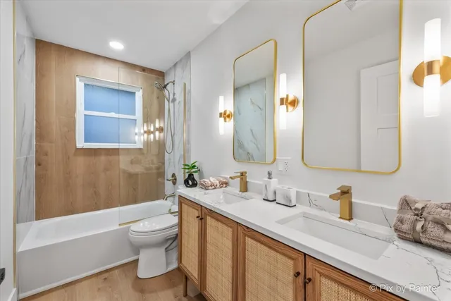 $549,000 | 1942 Trail Ridge Street, Arlington Heights, IL 60004