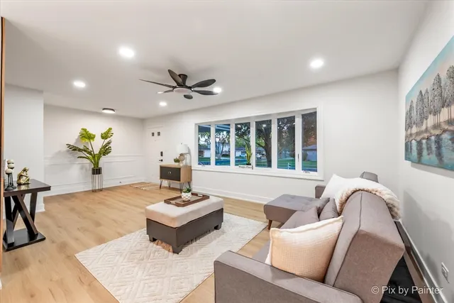 $549,000 | 1942 Trail Ridge Street, Arlington Heights, IL 60004