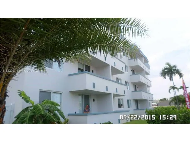$1,600 | 11750 Northeast 16th Avenue, Unit 102, Miami, FL 33161