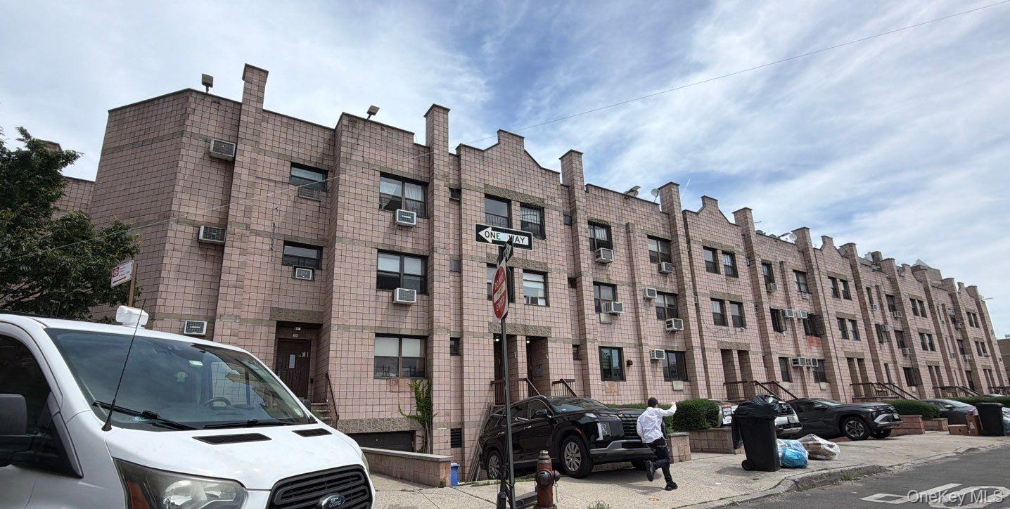 72 Clove Road, Unit 762 Brooklyn, NY 11225 - Photo 4 of 4