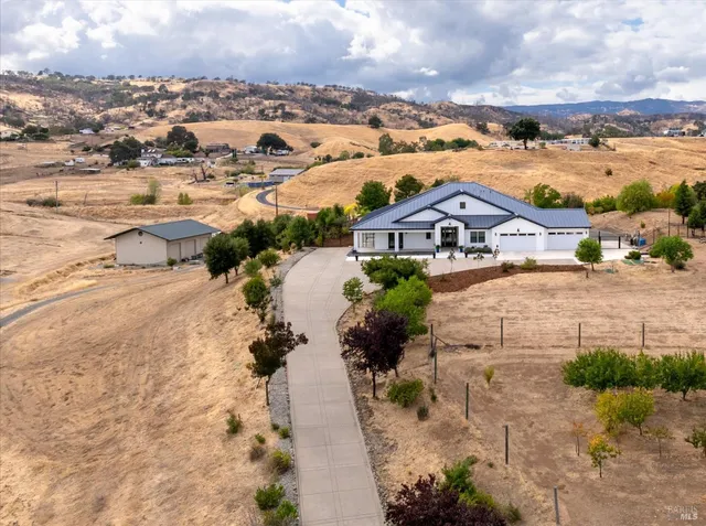 $2,850,000 | 7931 Linda Vista Lane, Vacaville, CA 95688