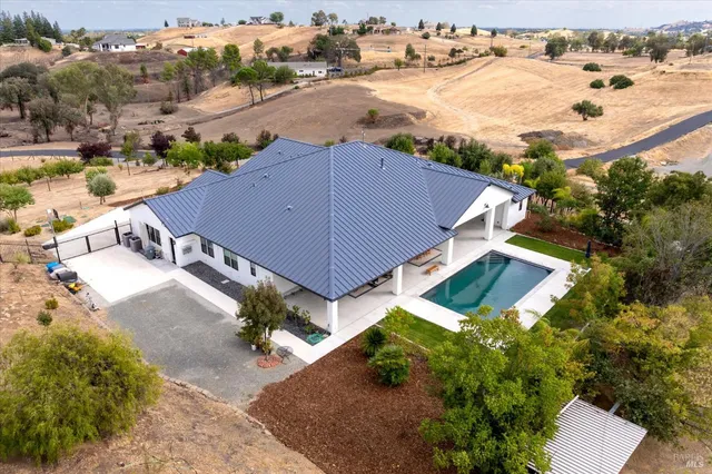 $2,850,000 | 7931 Linda Vista Lane, Vacaville, CA 95688
