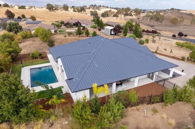 $2,850,000 | 7931 Linda Vista Lane, Vacaville, CA 95688