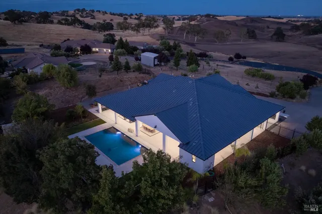 $2,850,000 | 7931 Linda Vista Lane, Vacaville, CA 95688